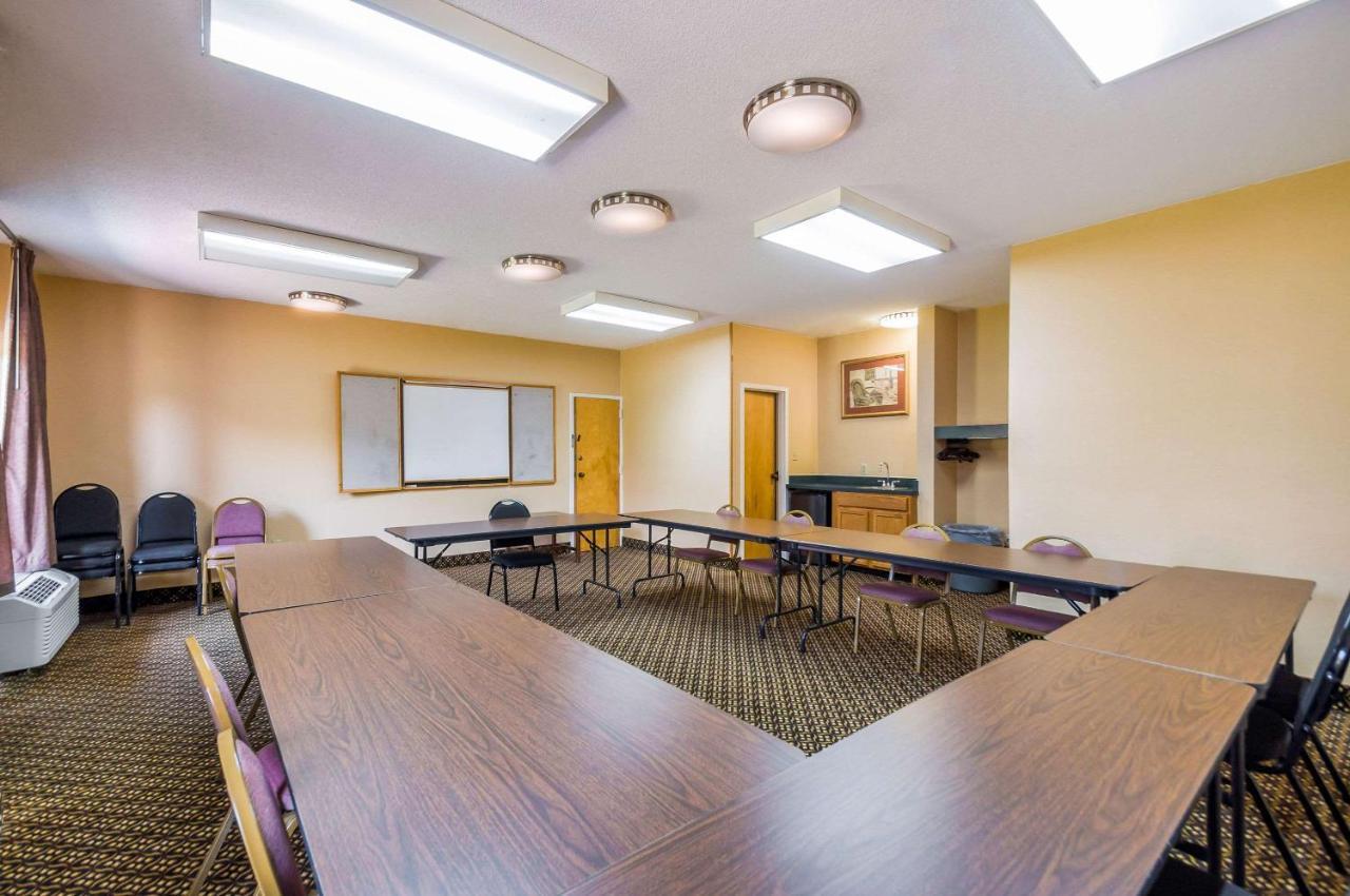 Quality Inn Fredericksburg-Central Park Area Extérieur photo